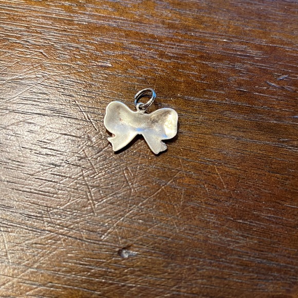 sterling silver bow charm - Picture 2 of 2